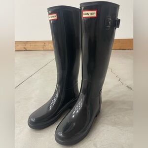 Hunter Classic Glossy Black Waterproof Boots
